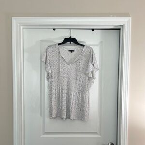 Adrianna Papell White Ruffled Blouse with Notched Collar